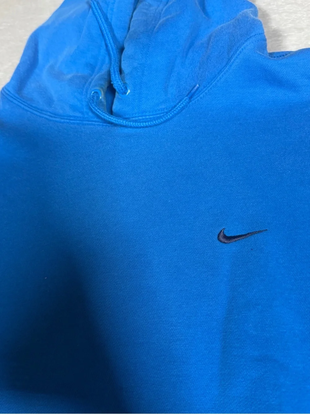 Nike Men's Royal Blue Pullover Hoodie with Small Swoosh